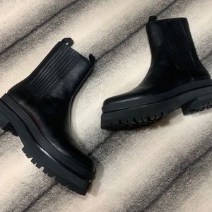 loeffler randall toni boot